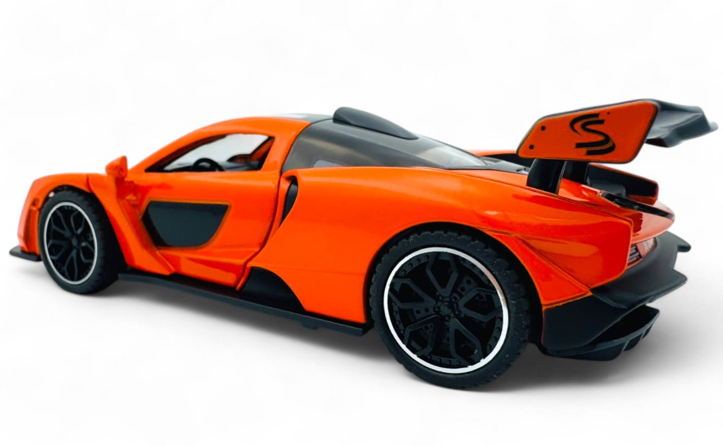McLaren Senna Supercar 1:24